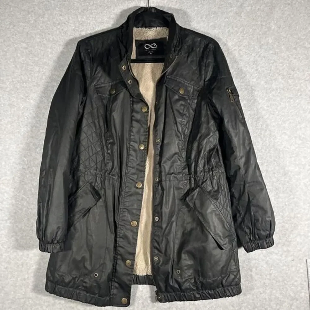 Be Boundless Break Trail Hooded Parka Jacket Diamond Quilted M Black Gray Lined‎